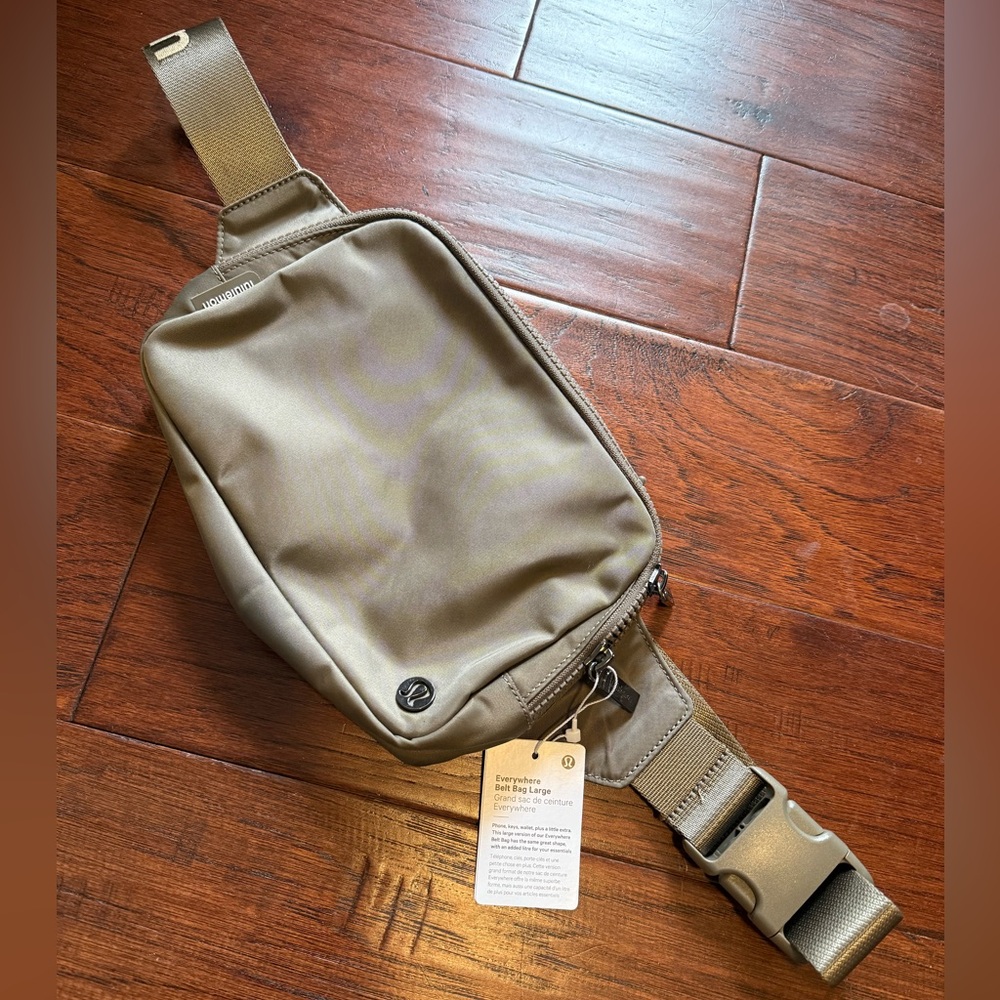 Lululemon belt bag